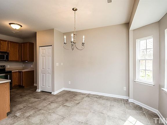 4th image of 1441 Tuscan Dr
