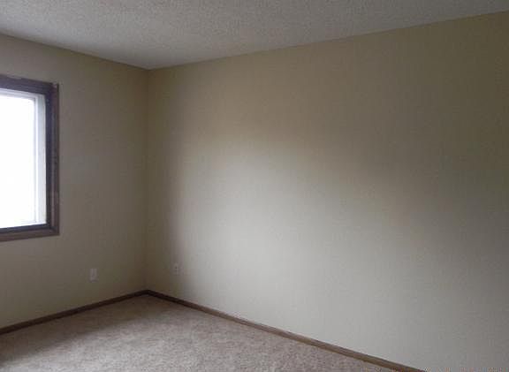 3rd image of 3412 84th Ave N
