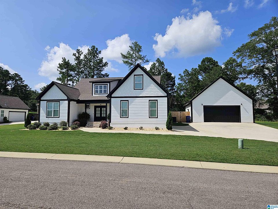 1st image of 40 Easonville Park Dr