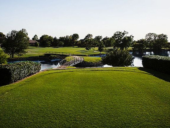 Greens Country Club