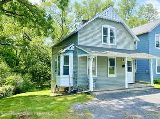 12 Van Dyck St, Coxsackie, NY 12051
