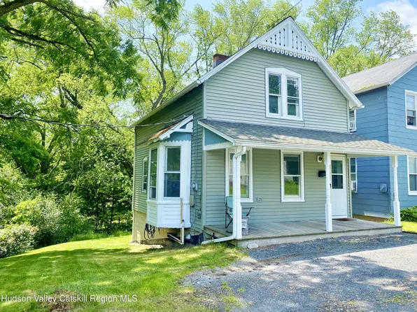 12 Van Dyck Street, Coxsackie, NY 12051