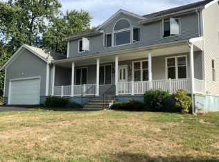 100 Elliott St #A, Danvers, MA 01923