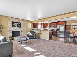 1015 W Stanford Pl, Englewood, CO 80110