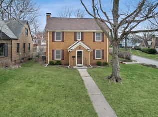 5838 Harwood Dr, Des Moines, IA 50312