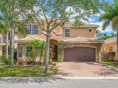 5 bed, 3507 sqft, $5,900 — Photo 1
