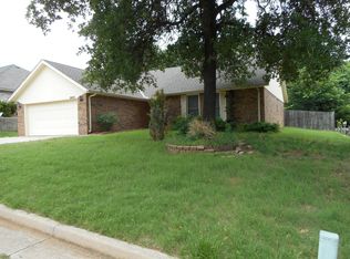 12433 Sussex Rd, Midwest City, OK 73130