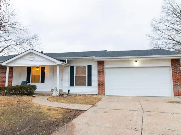 748 Paschon Ct, Florissant, MO 63034