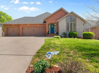5130 S Burrows Ave, Springfield, MO 65810