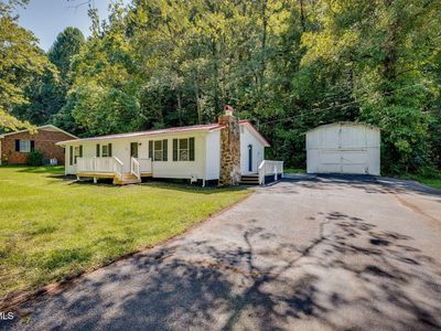 1111 Independence Ave, Mount Carmel, TN, 37645