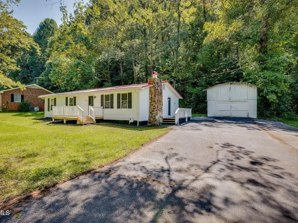 1111 Independence Ave, Mount Carmel, TN 37645