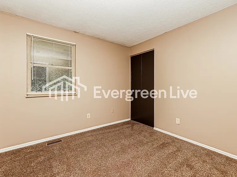 8199 Mount Charles Dr — Photo 12