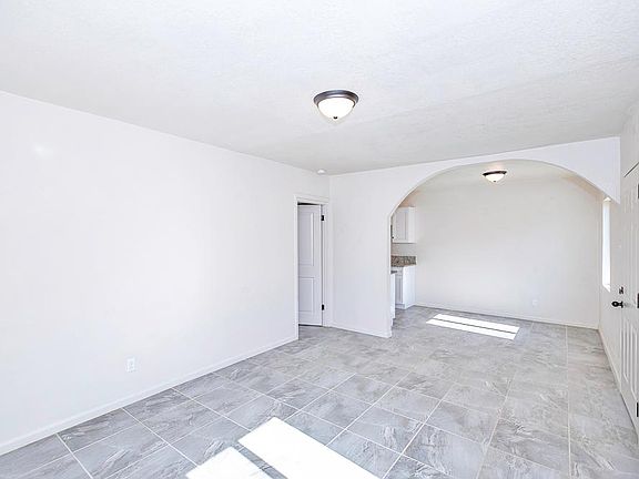 4th image of 2192 W 1st St #1