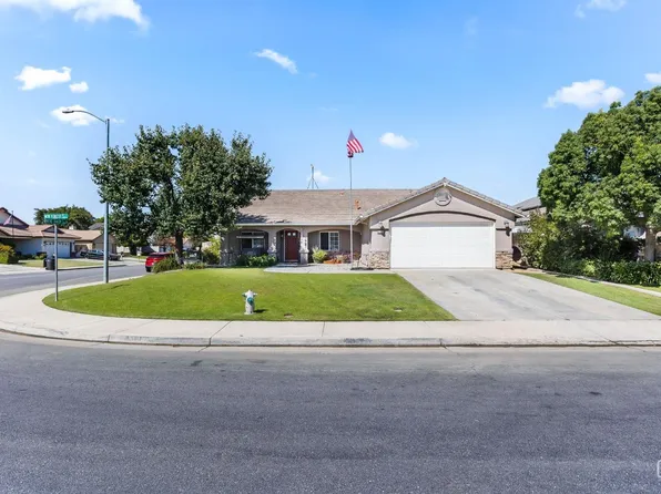 11130 New Forest Dr, Bakersfield, CA 93312