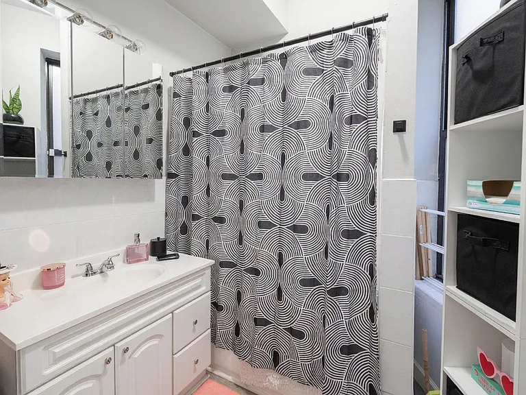1338 W Huron St #1R — Photo 8