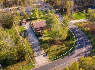 104 Maple Dr, Northern Bruce Peninsula, ON N0H 1Z0