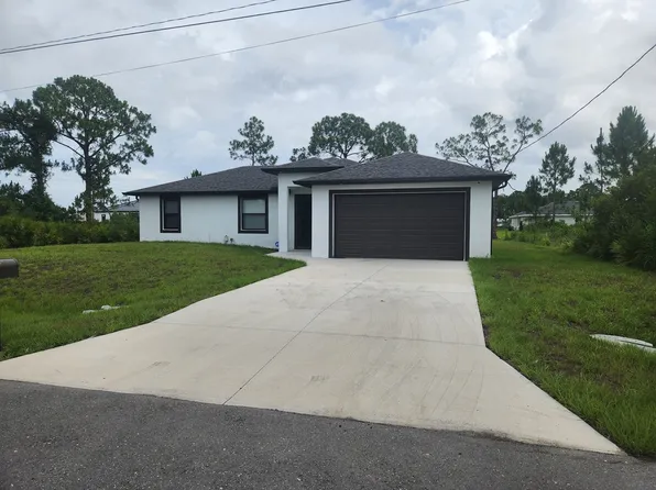2906 37th St W, Lehigh Acres, FL 33971