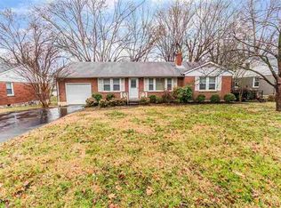 614 Meadowlawn Ave, Bowling Green, KY 42103