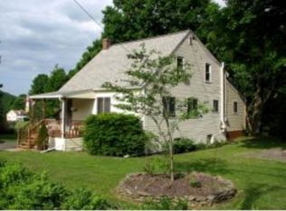 898 Hawleyton Rd, Binghamton, NY 13903