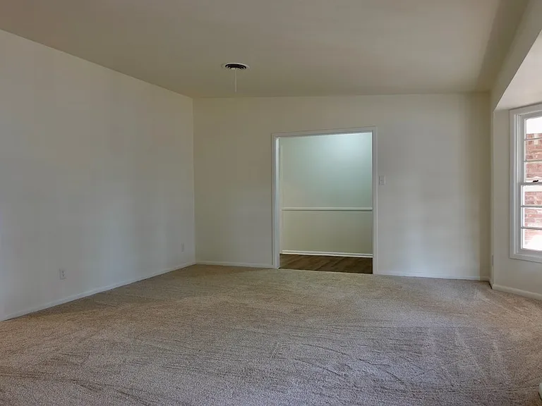 3114 Shell Ave — Photo 8