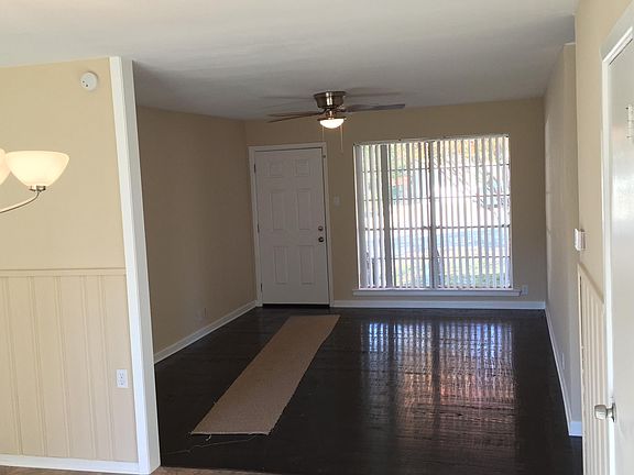 3rd image of 1014 Noble Ave