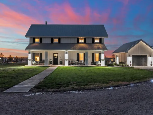 3370 Drill Stem Rd, Levelland, TX 79336