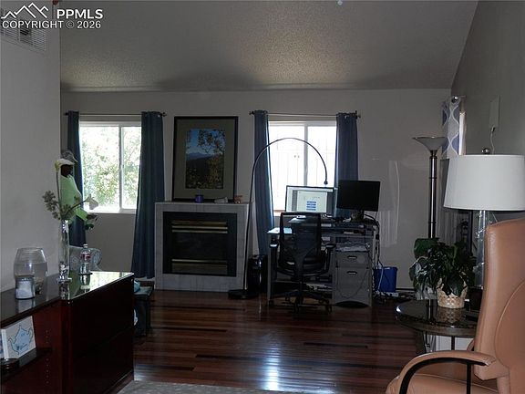 2nd image of 4450 Chaparral Rd