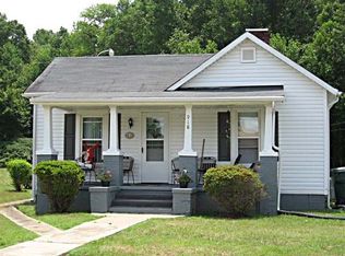 918 Sharpe Ave, Eden, NC 27288