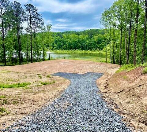4th image of 1290 Sturdivant Rd