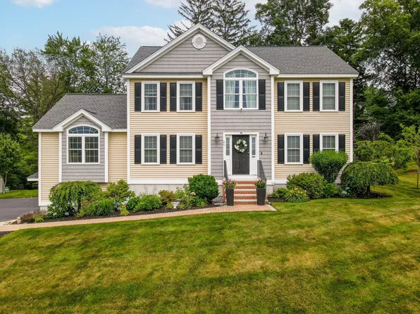 61 Saddle Rd, Dracut, MA 01826