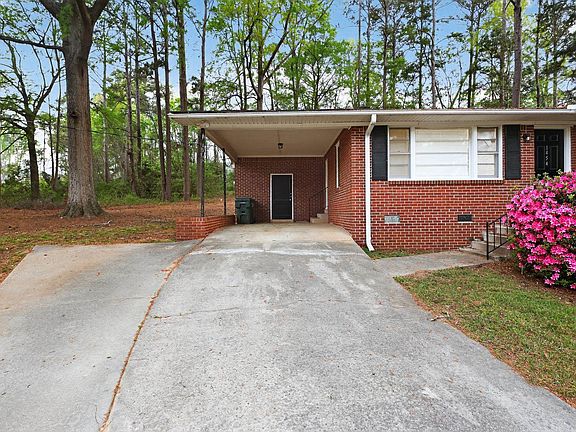 3rd image of 1454 Fork Ave