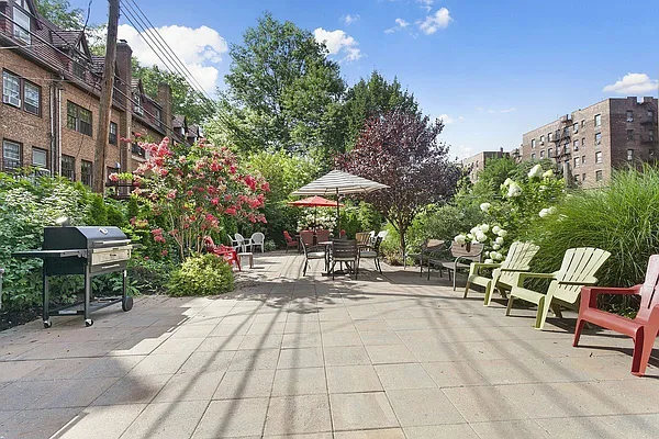 Rented by Metro Garden Realty NYC | media 26