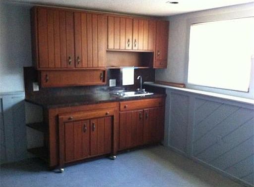 3rd image of 26 Foxborough St