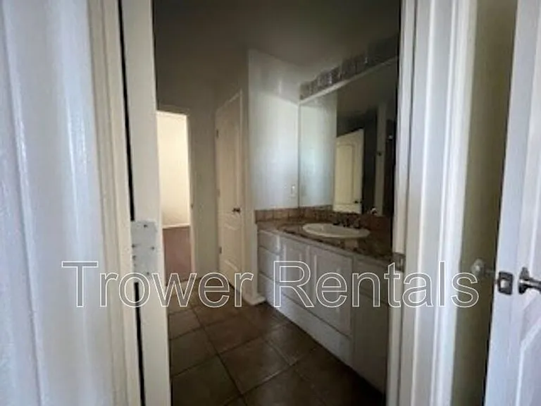 8104 San Antonio St — Photo 49
