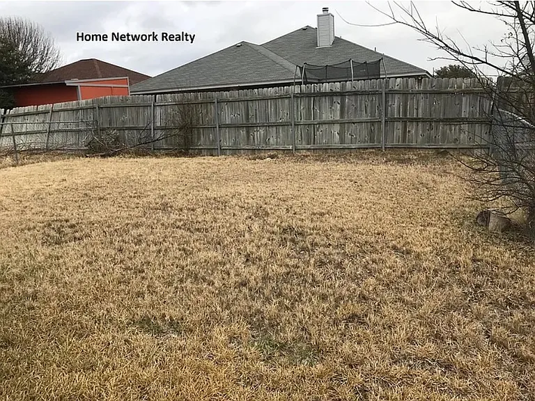 4903 John David Dr #A — Photo 18