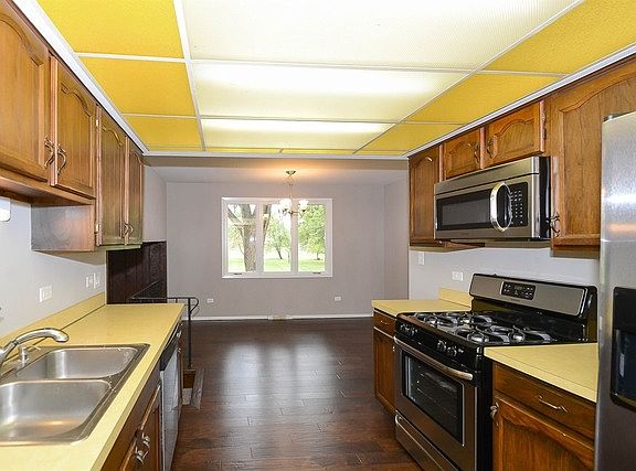 5th image of 810 Buckboard Dr