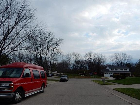 5th image of 3 Braintree Ct