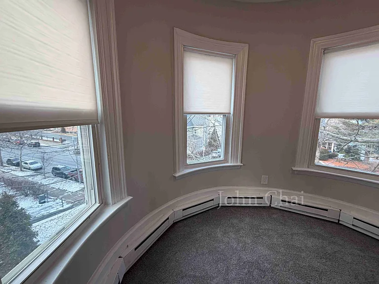 592 Cambridge St #33 — Photo 4