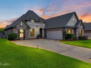 605 Bitter Pecan Dr, Bossier City, LA 71111