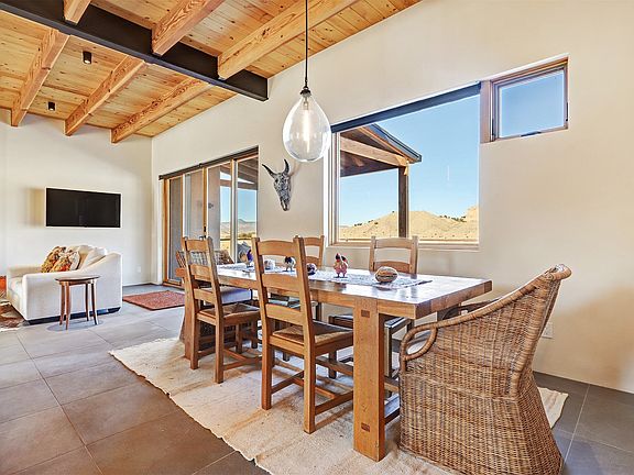 5th image of 21 La Canada