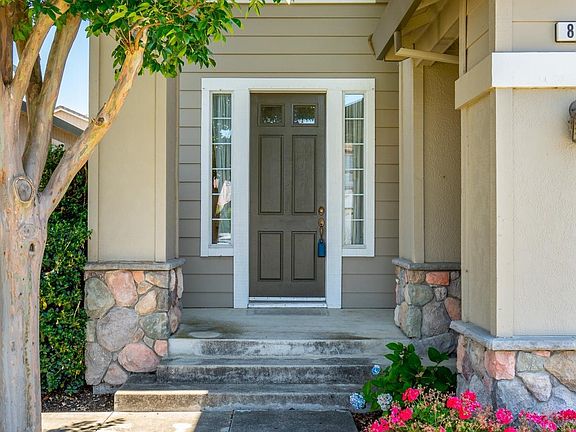 3rd image of 8030 Mammoth Drive