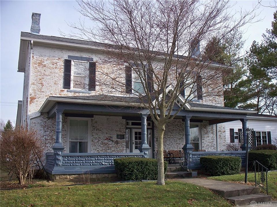 1st image of 142 N Pearl St