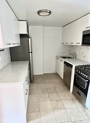 Rented by Veritas Property Management | media 4