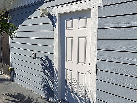 4th image of 438 Dakota Ave