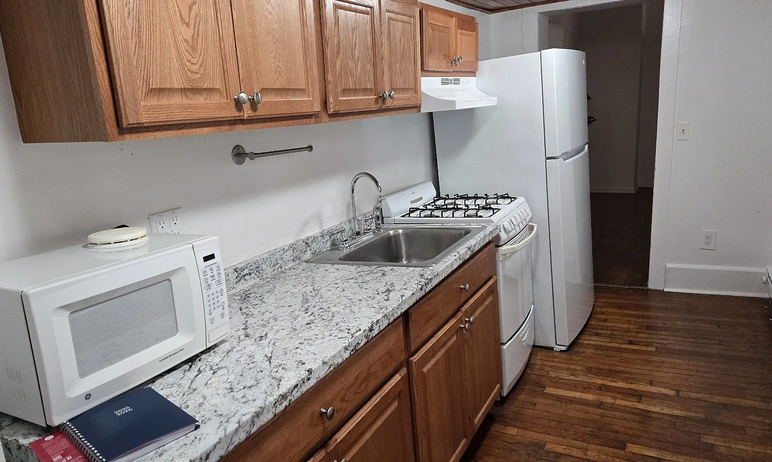 1 bed, 600 sqft, $1,295 — Photo 1