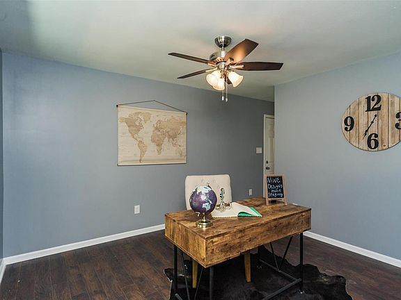 2nd image of 1347 Orchard Lakes Dr