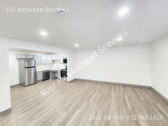 2nd image of 124 Kathleen Dr #1