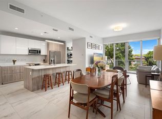 545 SW 11th St #208, Miami, FL 33129