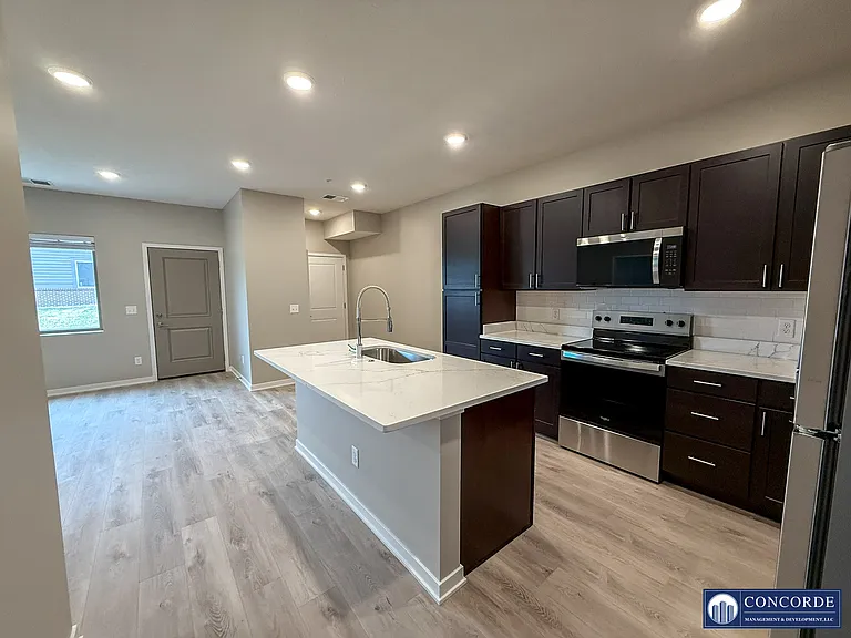 Horizon Apartments & Villas — Photo 81