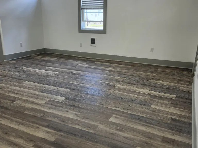 102 Franklin St #4 — Photo 9